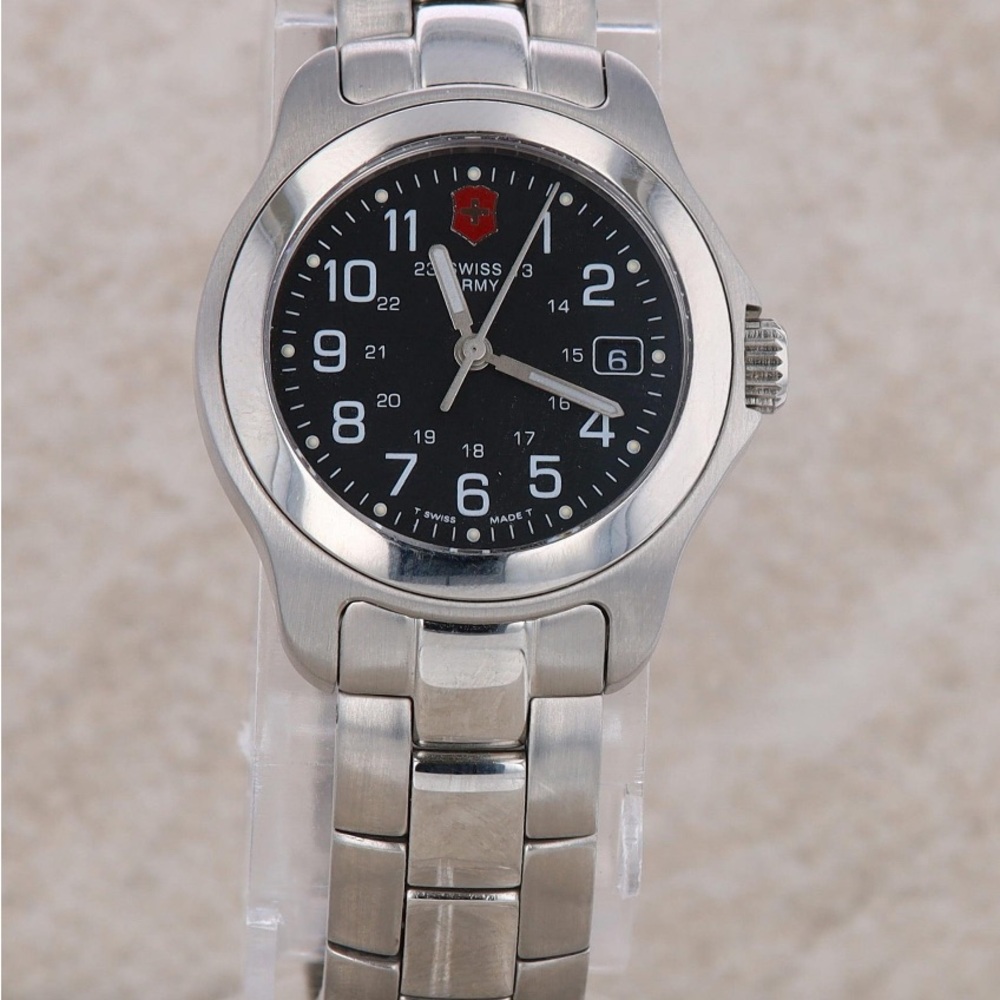 Swiss Army Victorinox Stainless Steel watch!